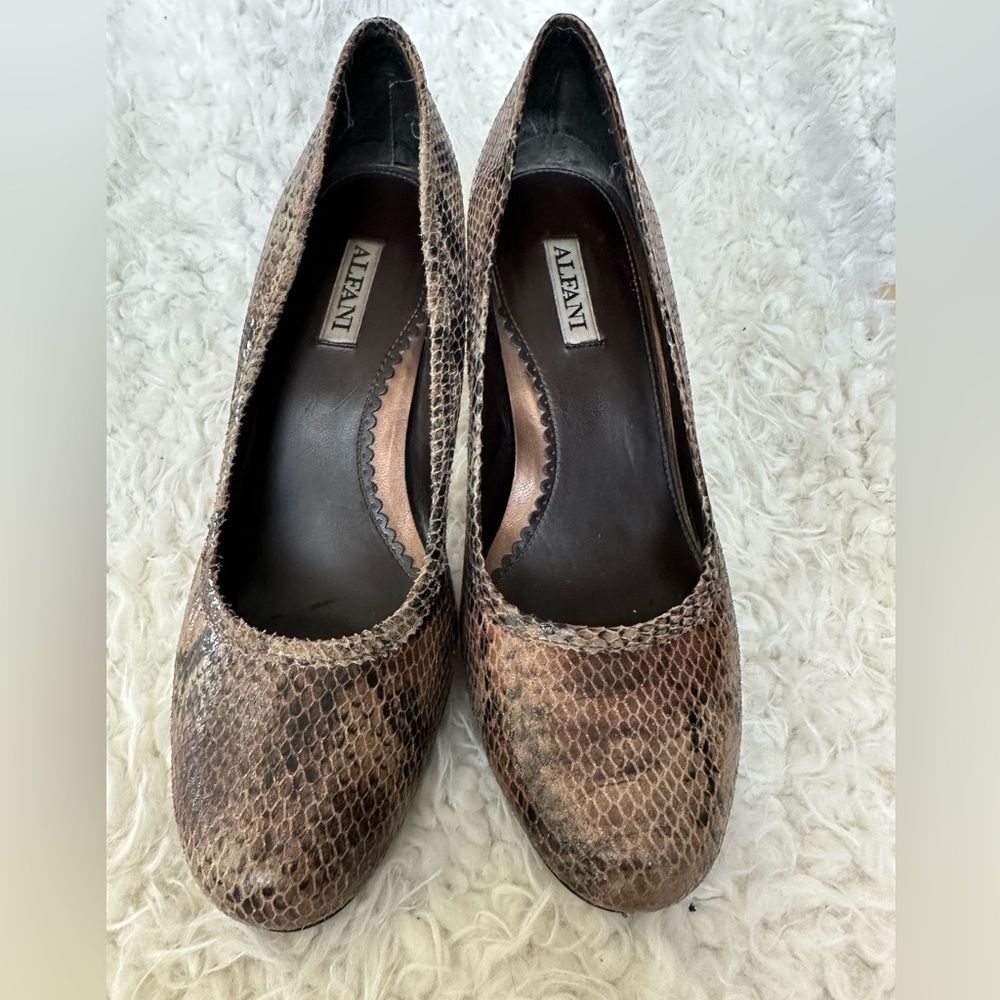 Amalfi Brown Snakeskin Patterned Leather Pumps